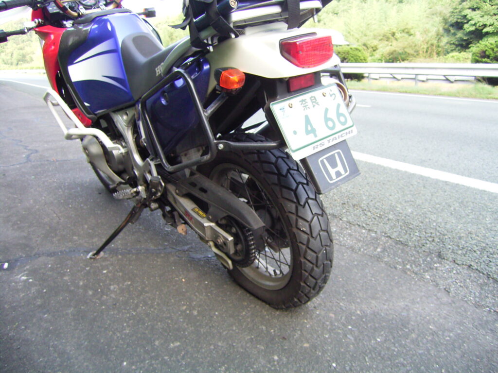 XRV750 puncture